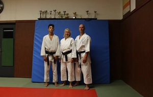 KARATE : DOJO de VALLAURIS , Passages de grade 1er dan - 2e dan - 4e dan réussis 