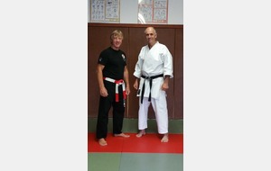 SELF DÉFENSE - KRAV MAGA - KARATE