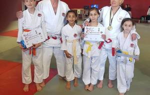 JUDO JU JITSU SELF DEFENSE  LES FILLES AU JUDO