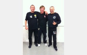 avec Éric BENHAMOU et Alain FORMAGIO deux experts fédéraux, membres de la commission nationale KRAV MAGA FFKDA