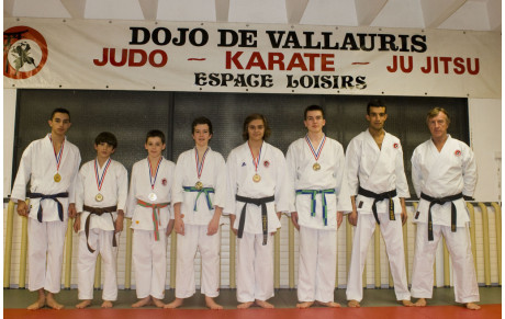 KARATE : Championnat Départemental : 6 podiums 1 titre