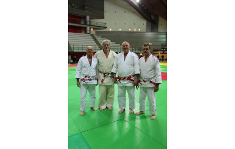 JUDO: Remise  du 6ème dan à Alain CAMERA par Monsieur Jean Luc ROUGE Président de la Fédération Française de Judo 