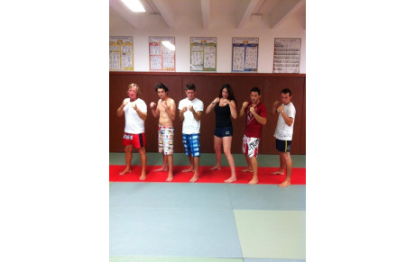 INITIATION SELF DEFENSE / KRAV MAGA 