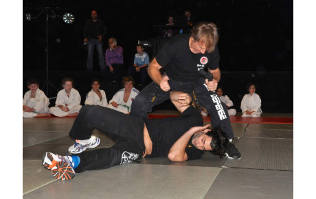 KRAV MAGA