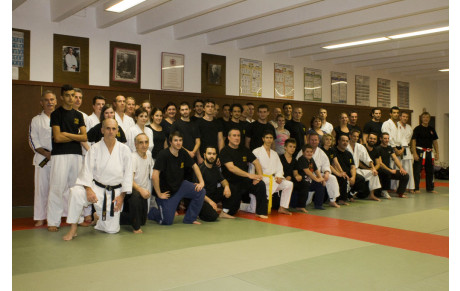 SELF DEFENSE KRAV MAGA et KARATE