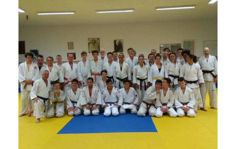 JUDO JU JITSU SELF DEFENSE  ENTRAINEMENT EN COMMUN A MOUANS SARTOUX