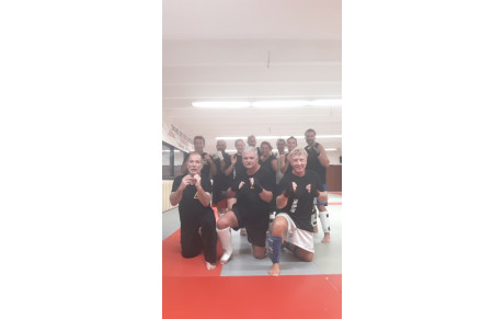 SELF DEFENSE KRAV MAGA 