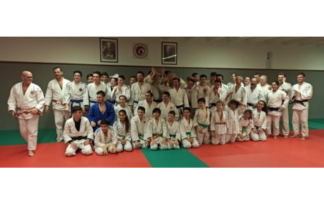 JUDO JUJITSU SELF DEFENSE ENTRAINEMENT DE MASSE